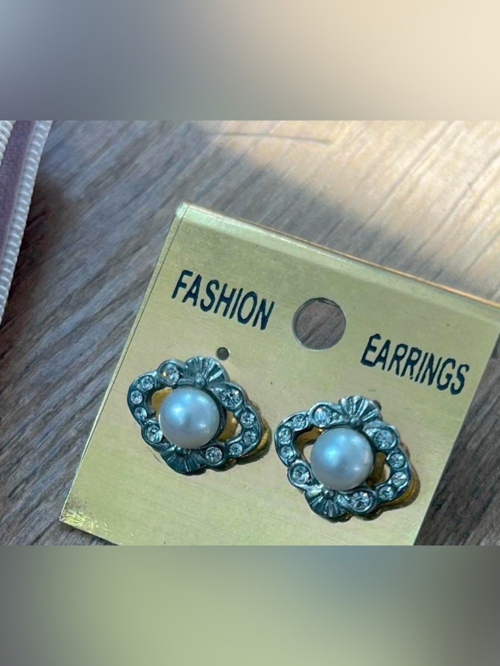 Vintage Silver Tone Pearl & Crystal Floral Stud Earrings